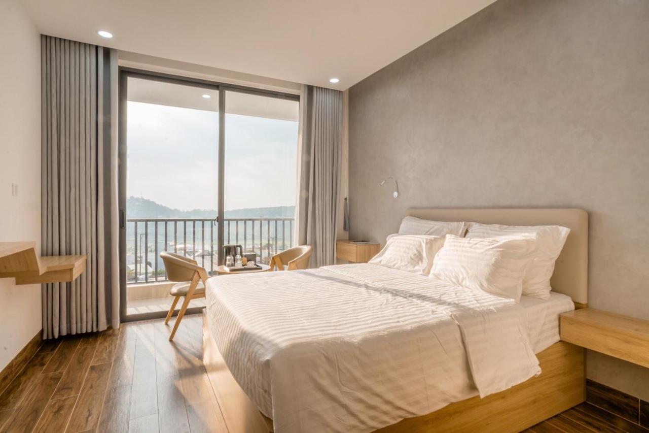 Diora Hotel Pleiku By Hos Eksteriør billede