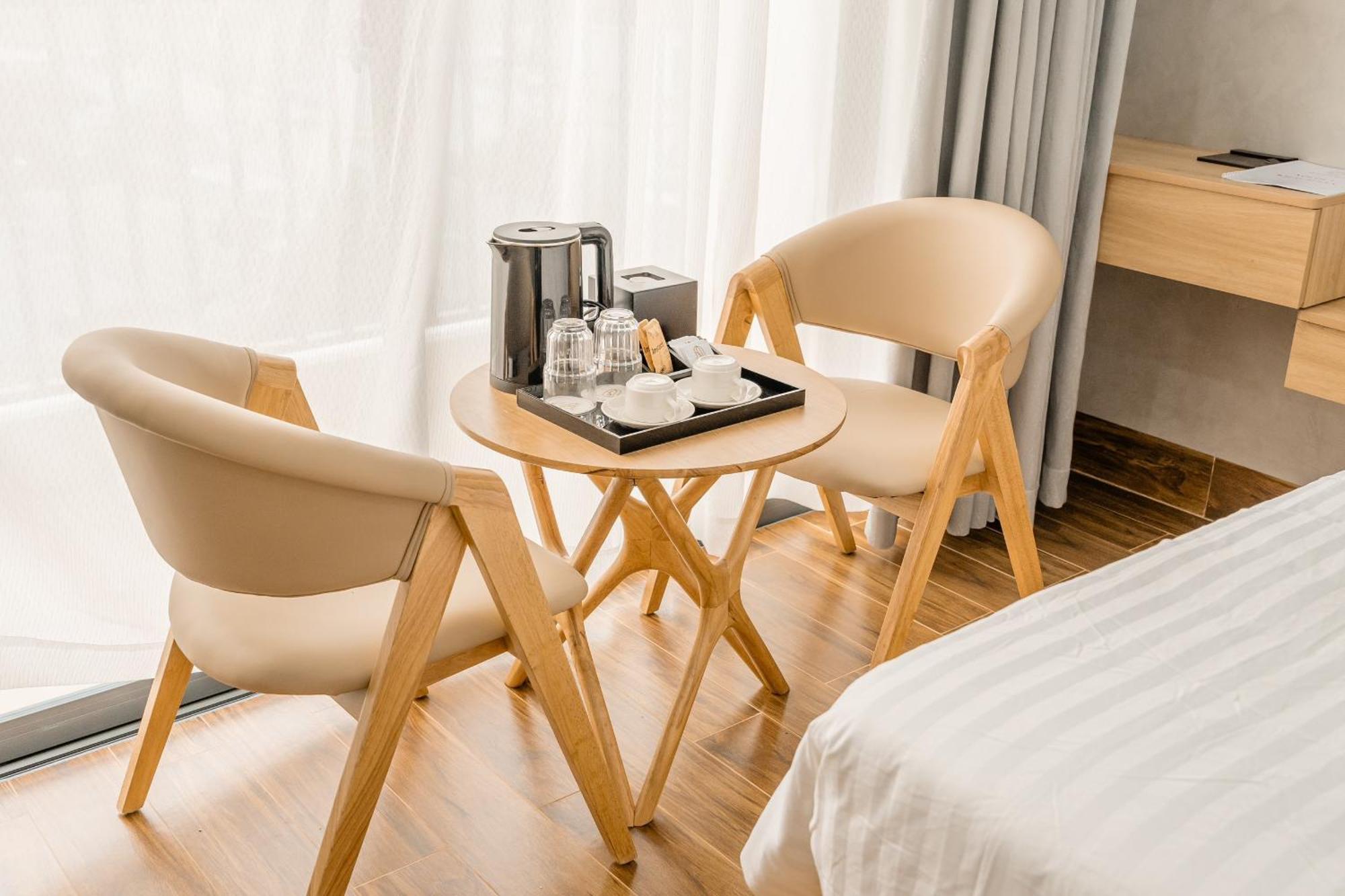 Diora Hotel Pleiku By Hos Eksteriør billede