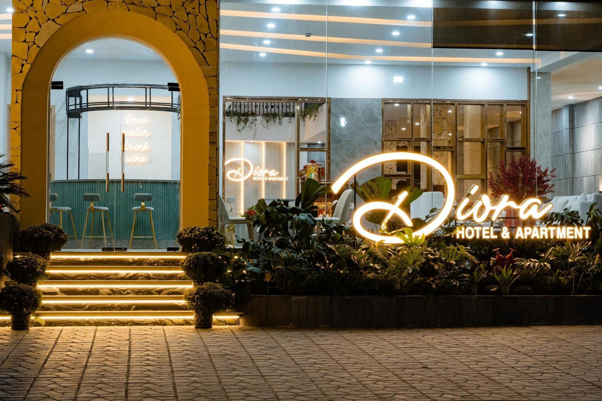 Diora Hotel Pleiku By Hos Eksteriør billede